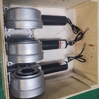 VE7 Dikey Elektrikli Döner Tahrik